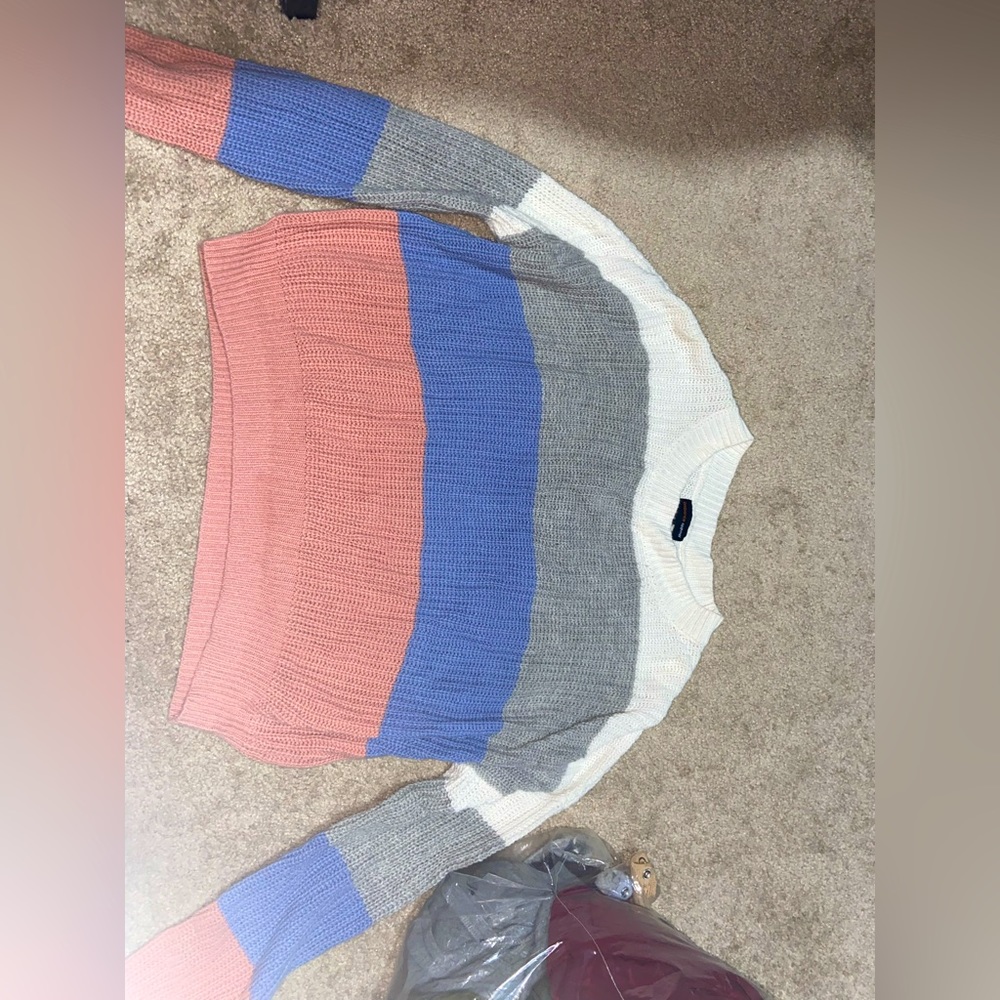 Cropped sweater